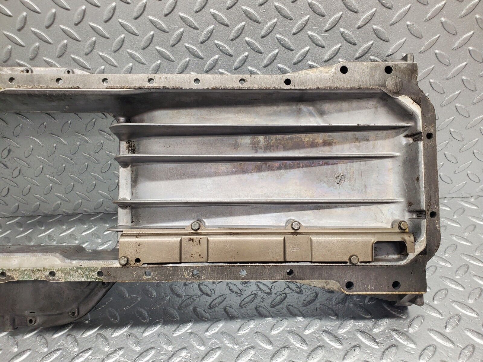 46292 Mercedes-Benz W126 420SE Oil Pan Oil Sump 1170140002