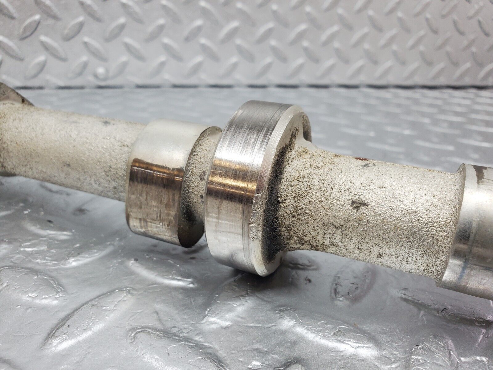 45433 Mercedes-Benz 280E M110.988 Camshaft Intake Side 11074