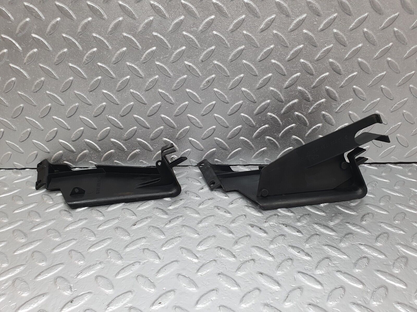 42353 Mercedes-Benz R129 320SL Coupe Radiator Fan Shroud Cover 1295051388 1295051788