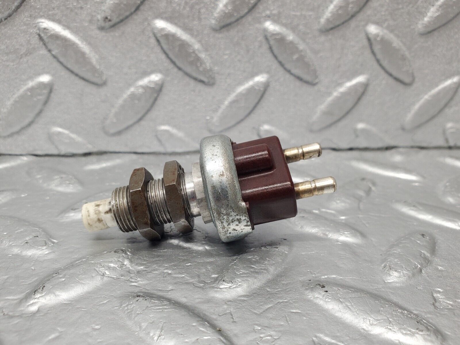 46547 Mercedes-Benz C123 280CE Coupe Braker Light Switch 190130