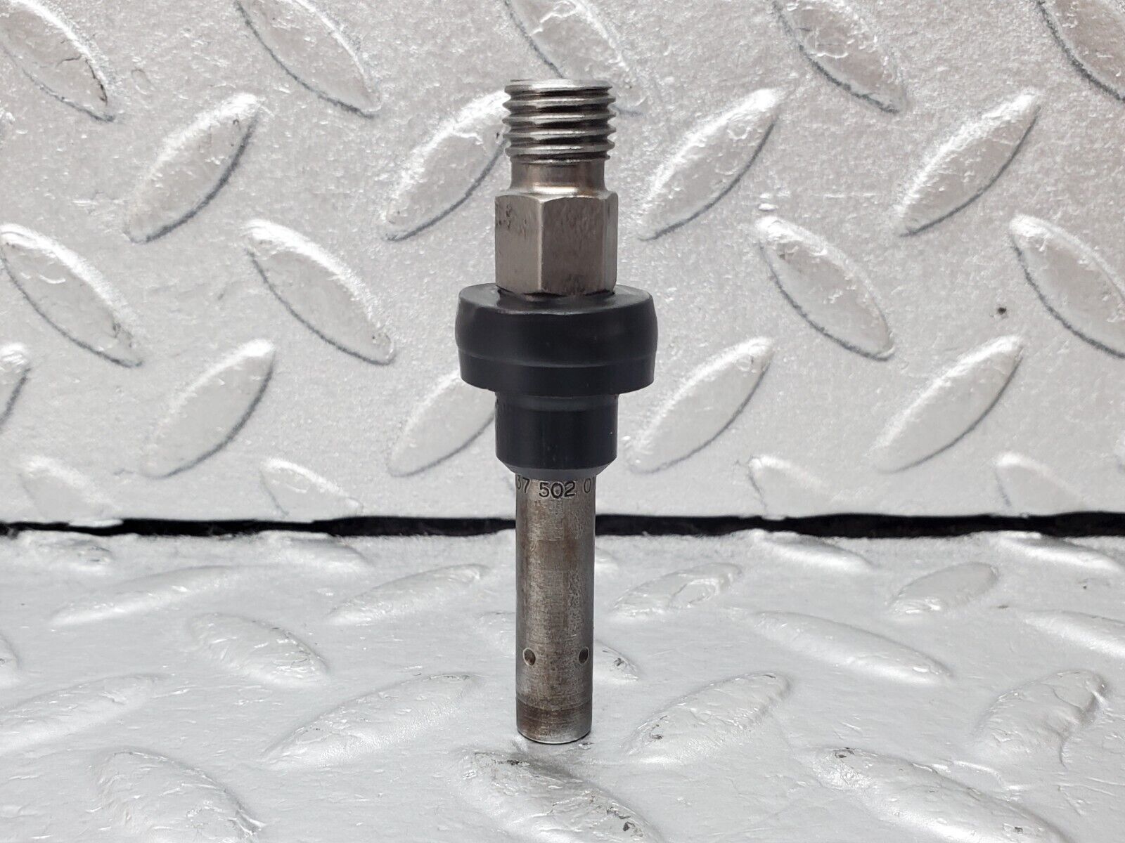 45464 Mercedes-Benz 280E M110.988 Fuel Injector Bosch 0437502010