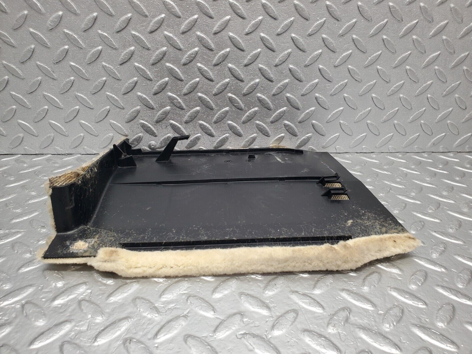 46849 Mercedes-Benz R129 320SL Coupe Kick Panel Right Side Beige 1296880206