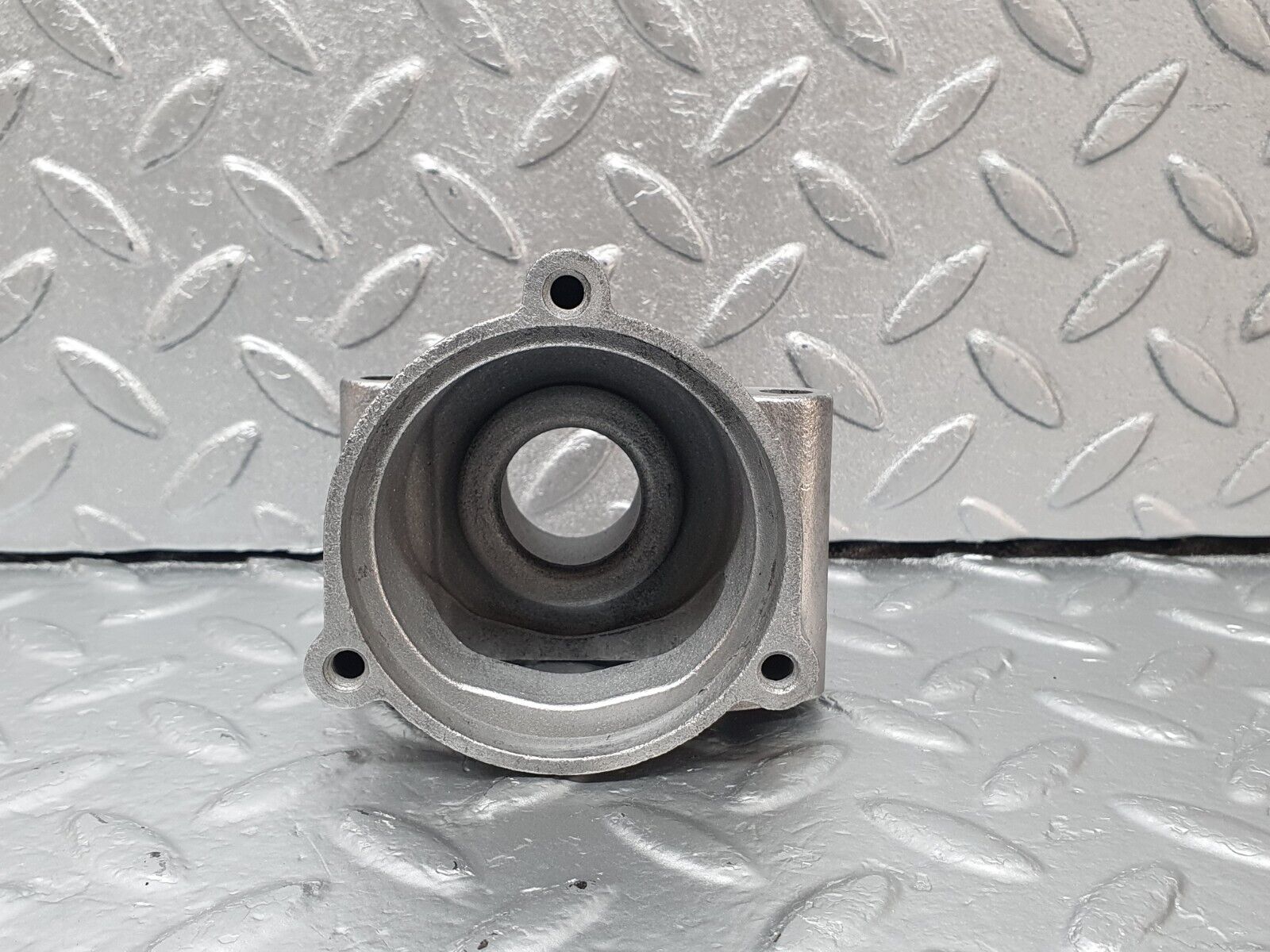 42827 Mercedes-Benz W201 190 2.0L Thermostat Housing 1022030373