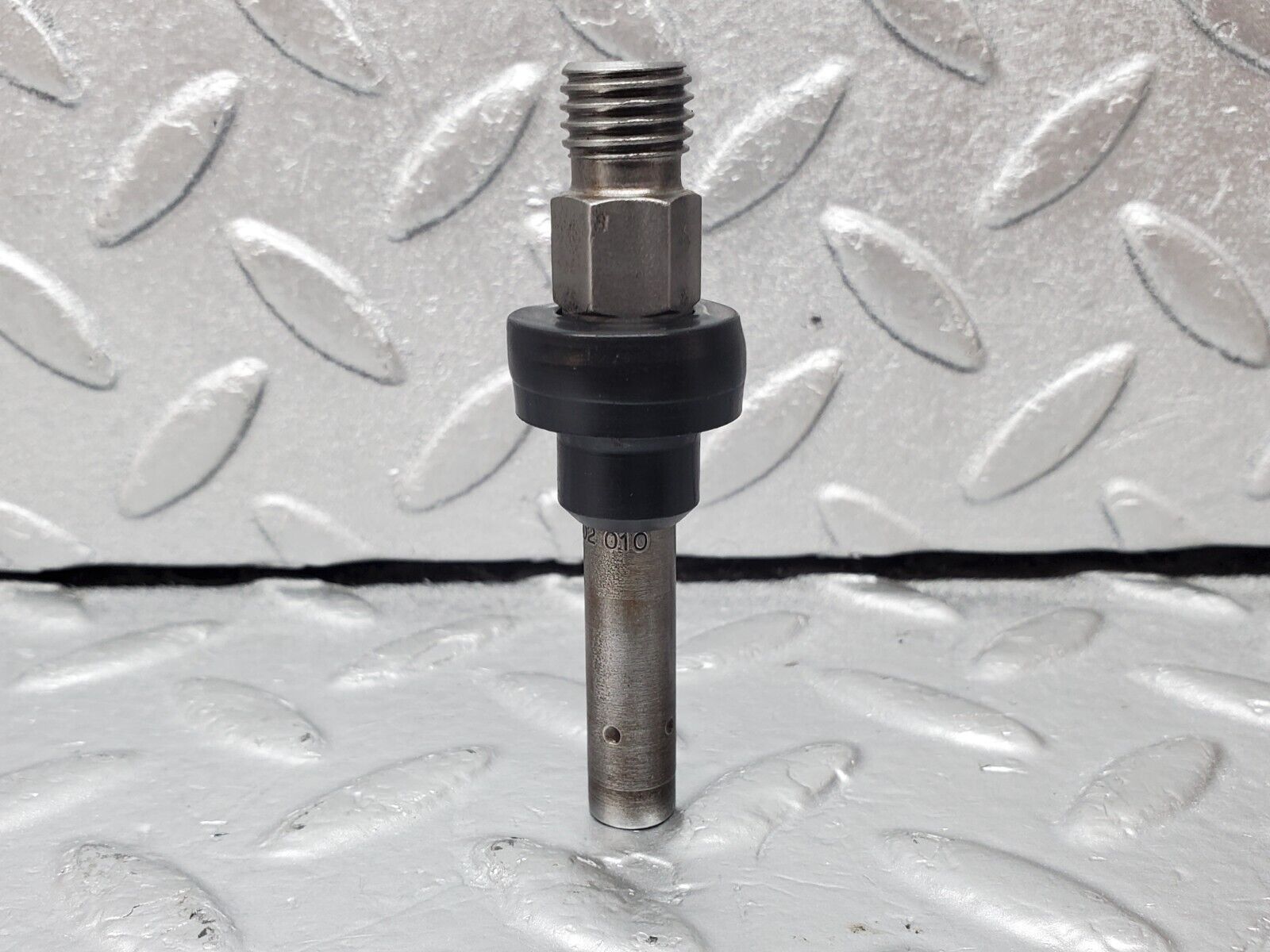 45466 Mercedes-Benz 280E M110.988 Fuel Injector Bosch 0437502010