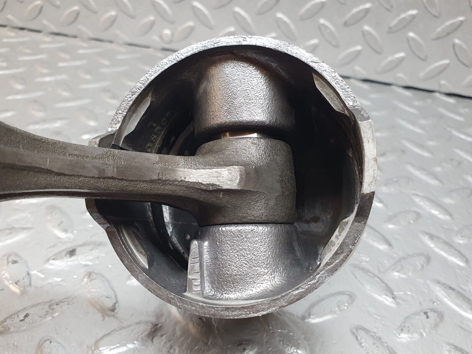 43871 Mercedes-Benz W108 280SE Piston With Connecting Rod 87.47 mm 13002