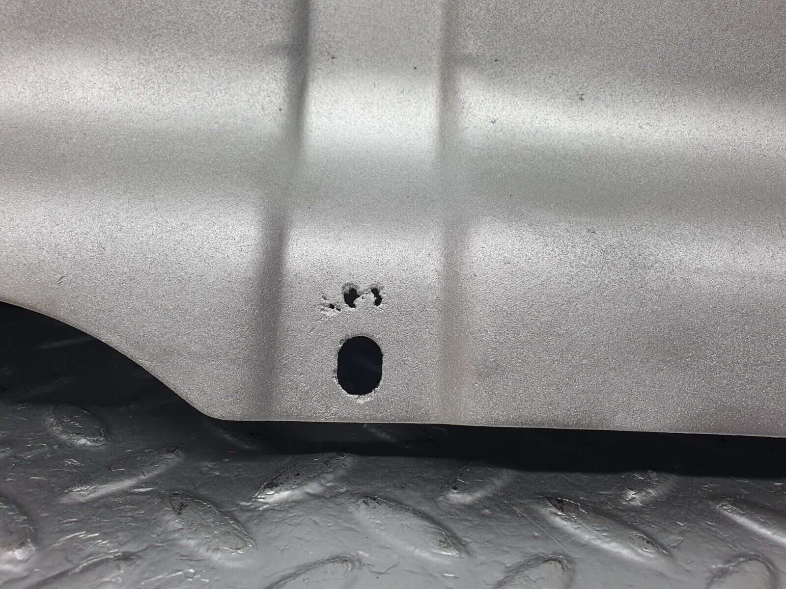 43821 Mercedes-Benz C126 380SEC Coupe Exhaust Heat Shield