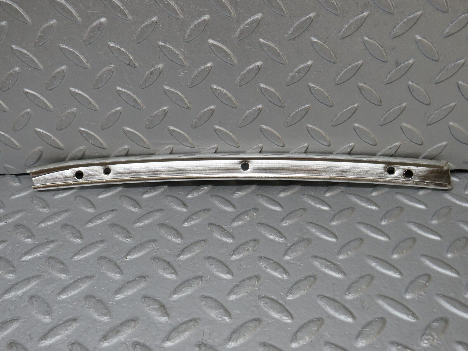 35613 Mercedes-Benz R107 280SL Hardtop B Pillar Chrome Trim Right Side