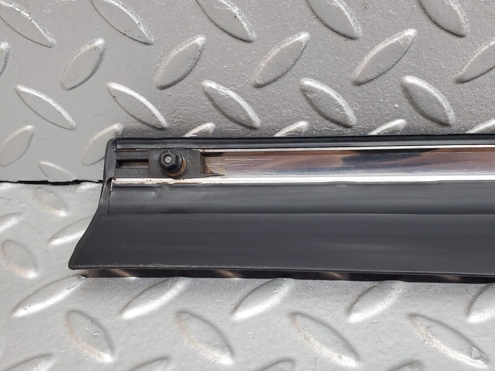 44541 Mercedes-Benz W123 280E Front Left Door Lower Moulding Trim