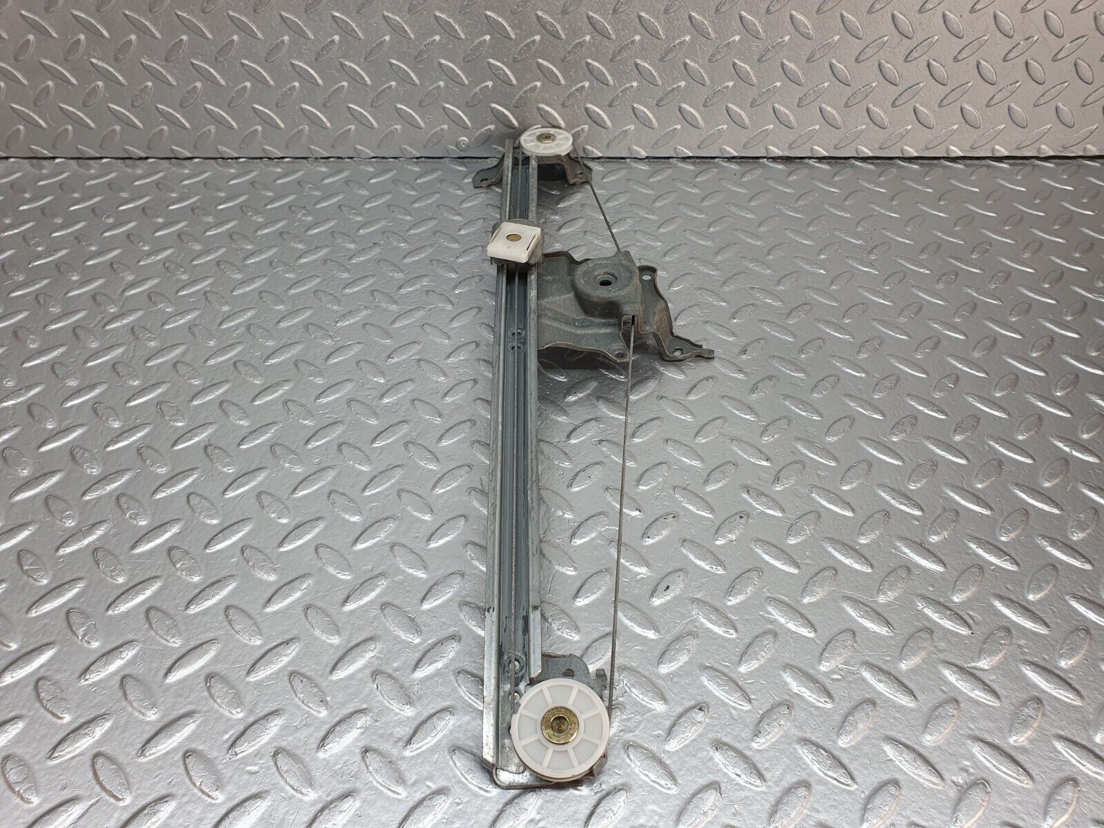 41940 Mercedes-Benz W202 C200 Rear Left Power Window Regulator