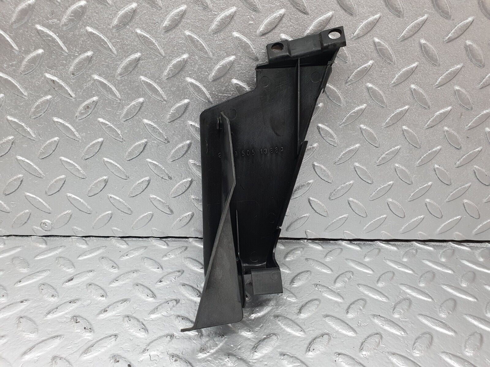 42353 Mercedes-Benz R129 320SL Coupe Radiator Fan Shroud Cover 1295051388 1295051788