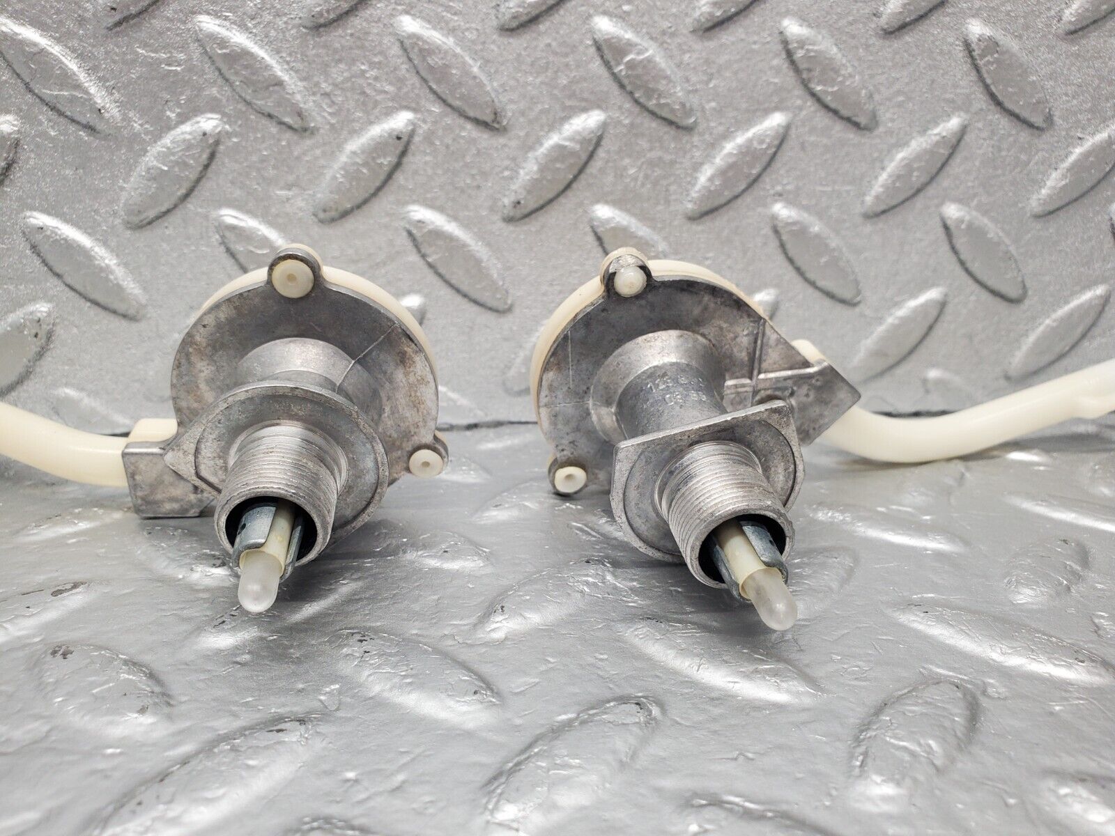 46445 Mercedes-Benz C123 280CE Coupe Heater Regulator 1238300385 1238300485