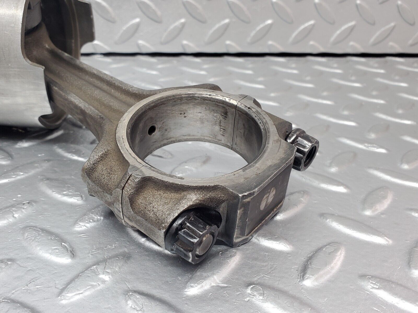 44296 Mercedes-Benz W123 280E Piston With Connecting Rod 85.985Mm 11005