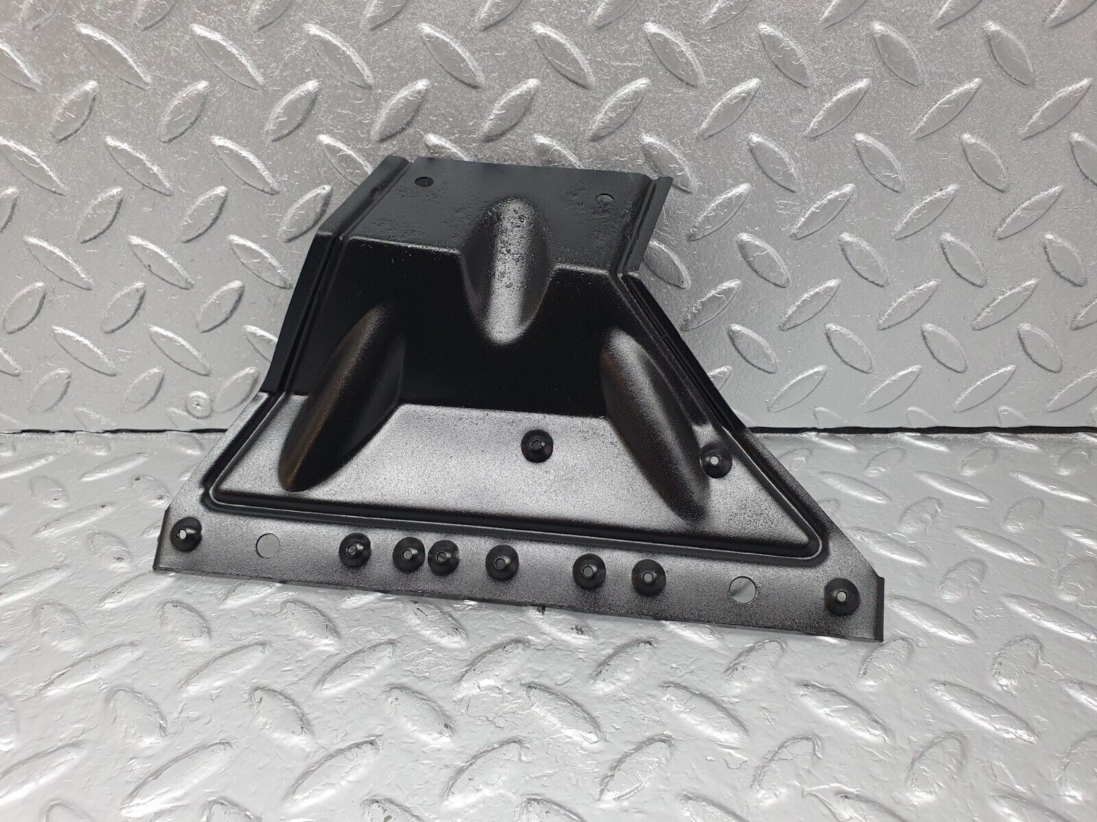 43175 Mercedes-Benz W108 280SE Engine Bay Wire Cover