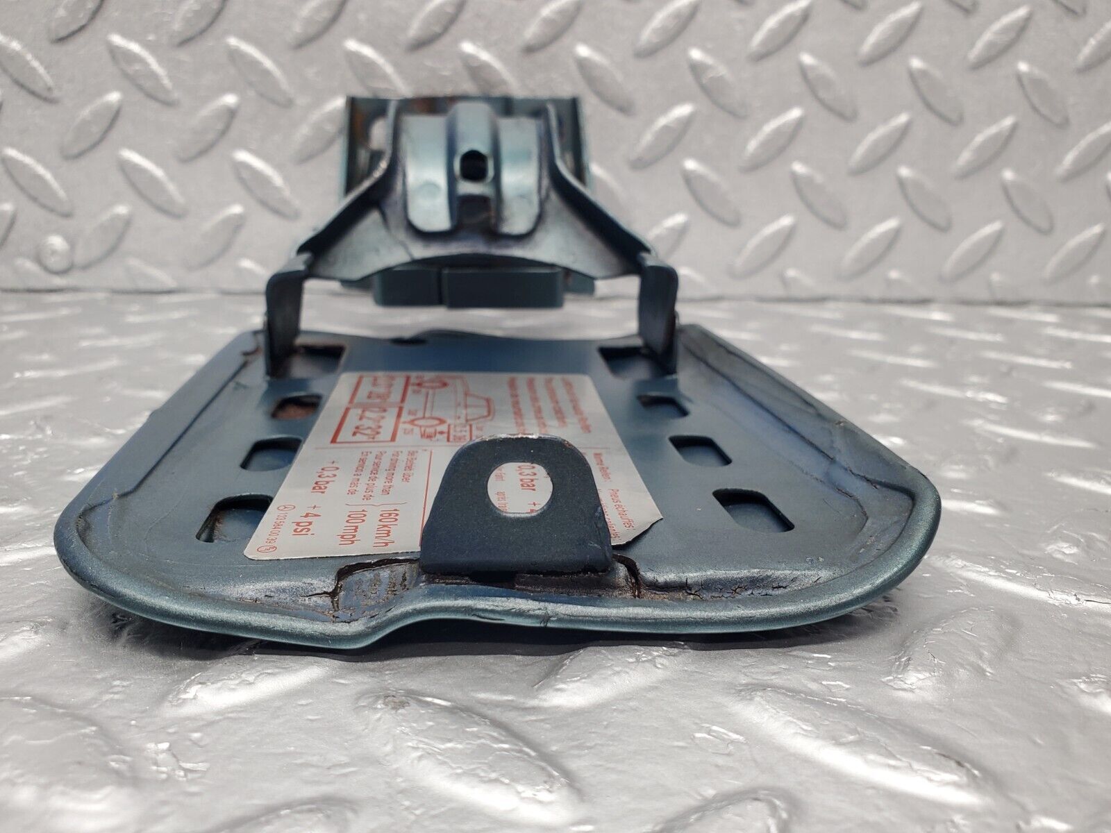 46482 Mercedes-Benz C123 280CE Coupe Fuel Tank Flap Cap 1235840039