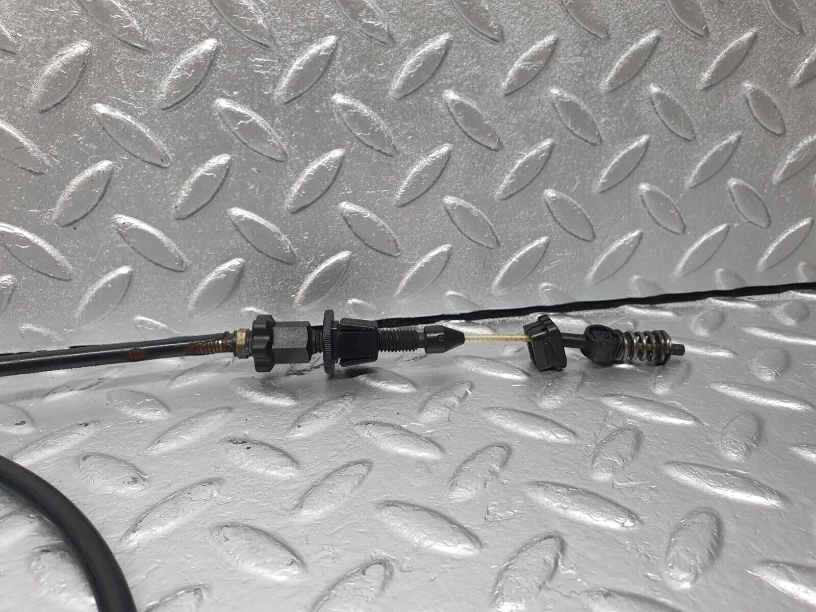 42368 Mercedes-Benz R129 320SL Coupe Accelerator Cable 1293002130 1243010197