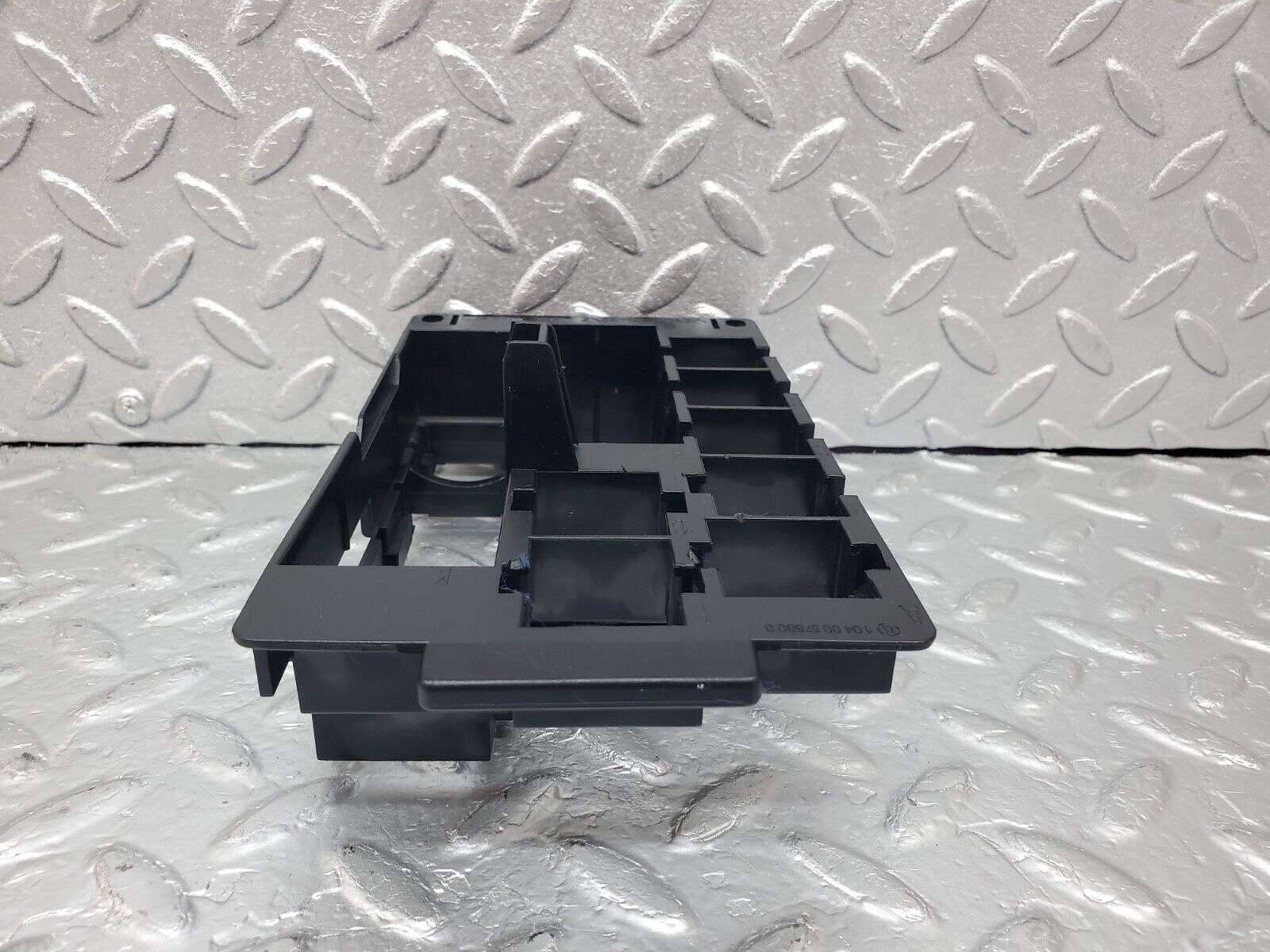 44916 Mercedes-Benz R129 300SL Coupe Relay Bracket 1295450140