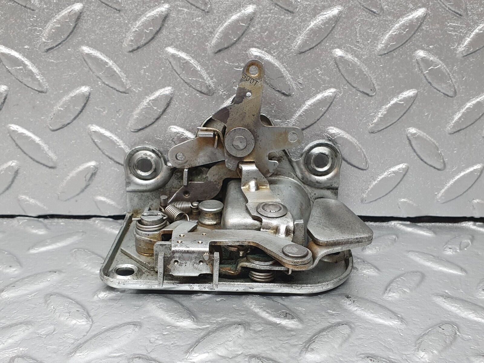 43128 Mercedes-Benz W108 280SE Front Left Door Lock Mechanism