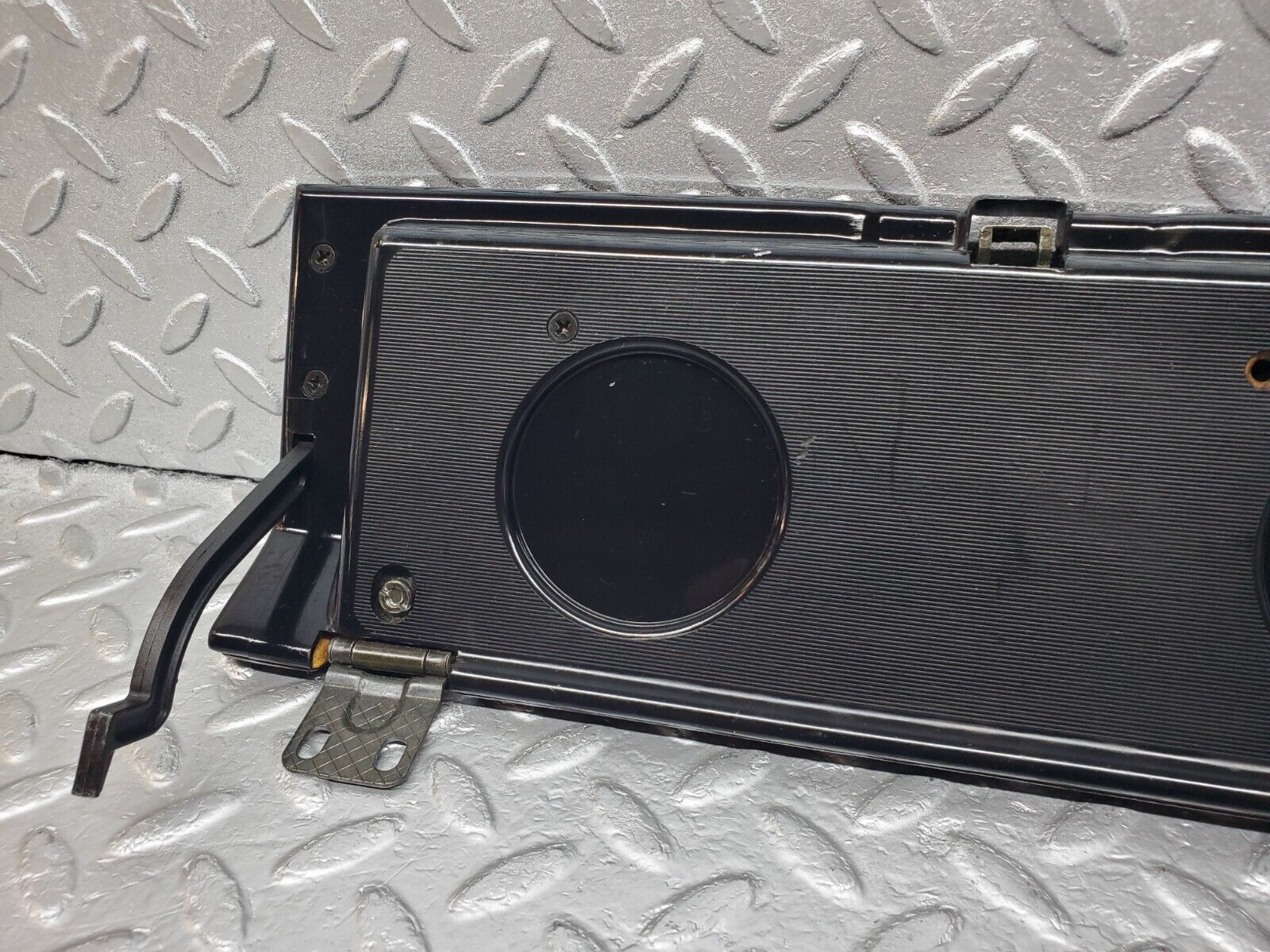 45984 Mercedes-Benz W126 420SE Glove Box Door No Key