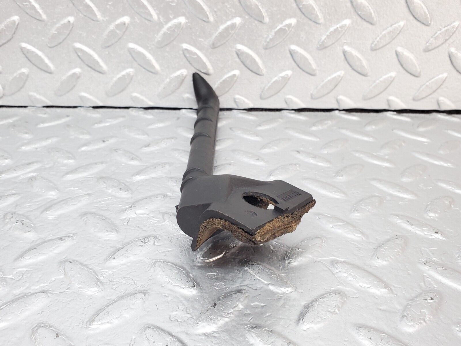 44352 Mercedes-Benz W123 280E Wiper Mechanism Tray Water Drain