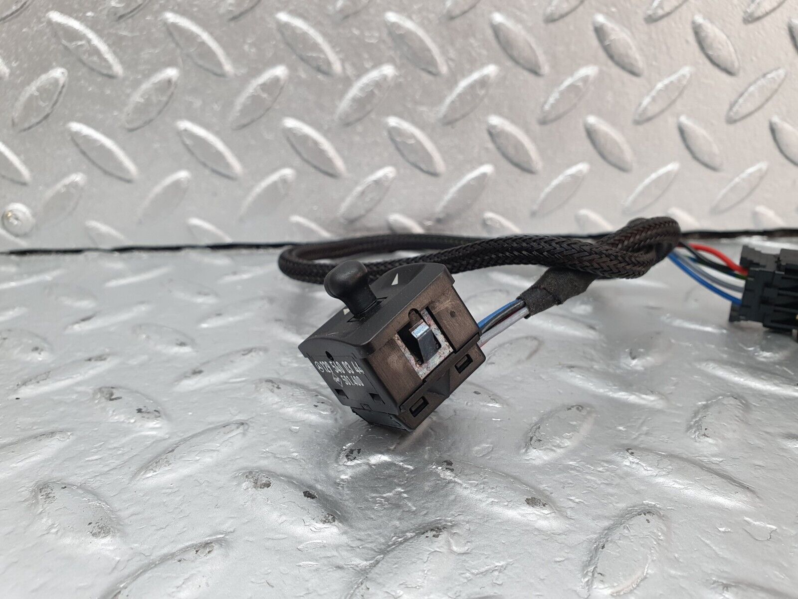 42327 Mercedes-Benz R129 320SL Coupe Steering Column Adjusting Switch 1295400344