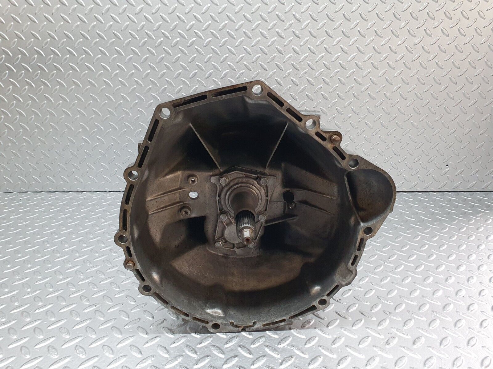 41733 Mercedes-Benz W124 200E Manual Gearbox 5 Speed 717.411 1242610301