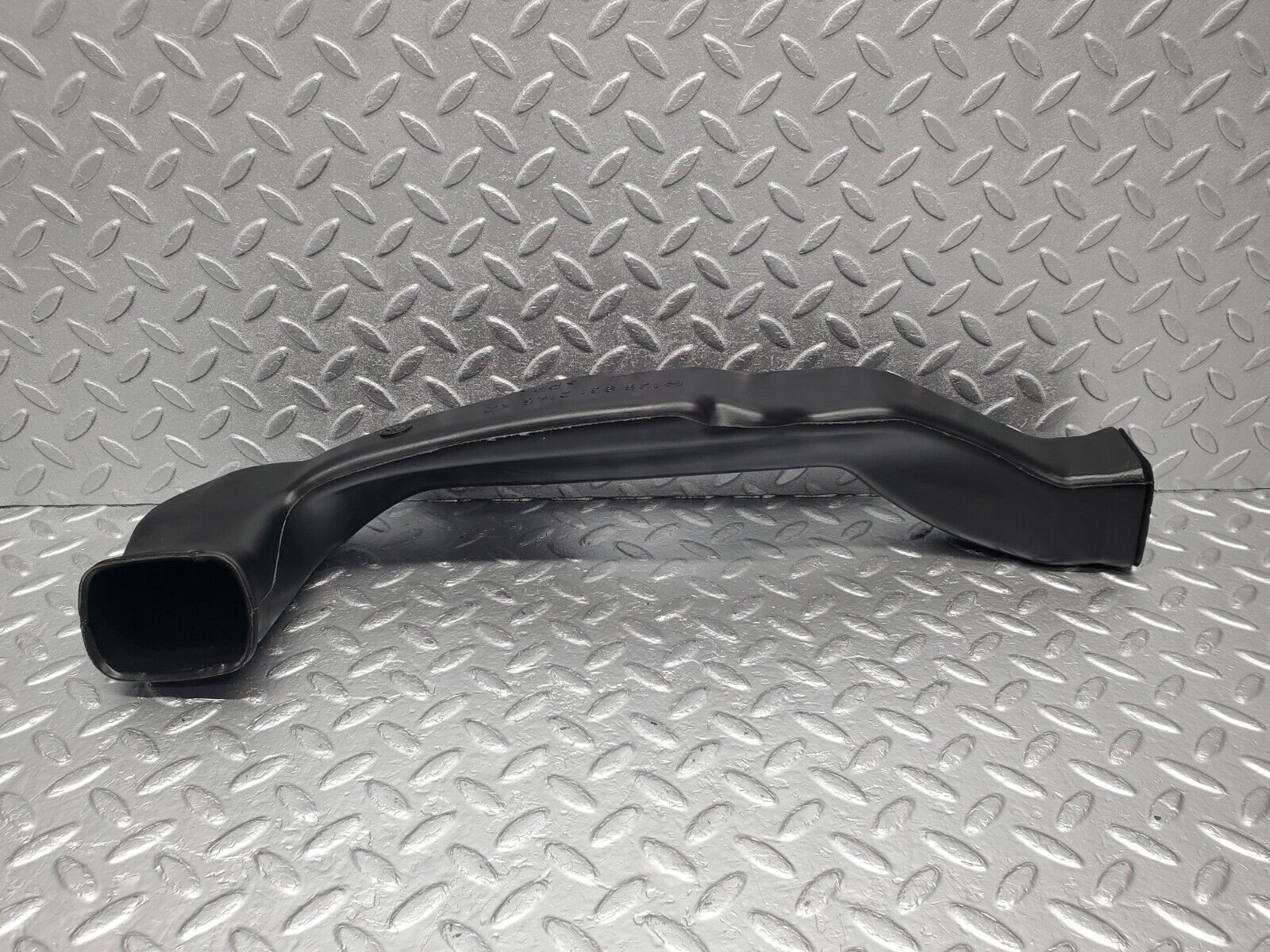 46881 Mercedes-Benz R129 320SL Coupe Air Vent Duct Left Side 1298312146