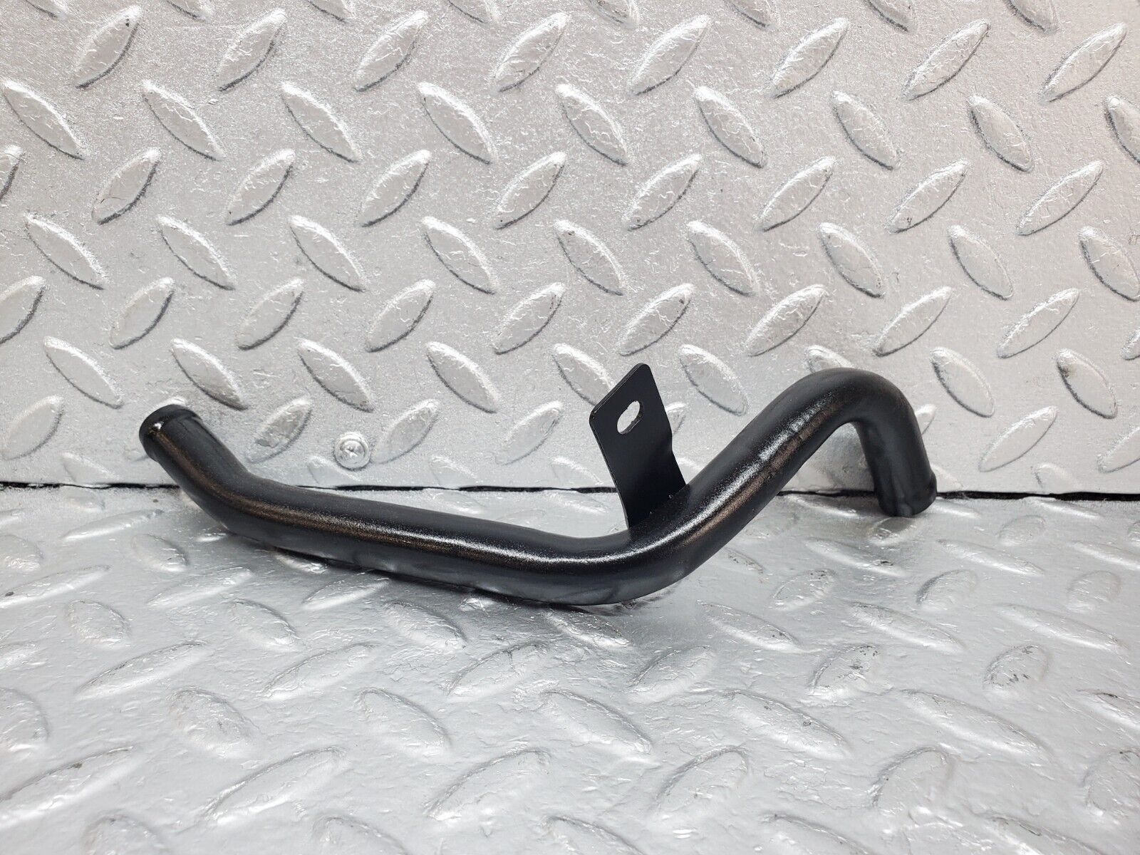 44820 Mercedes-Benz W124 220E Coolant Pipe