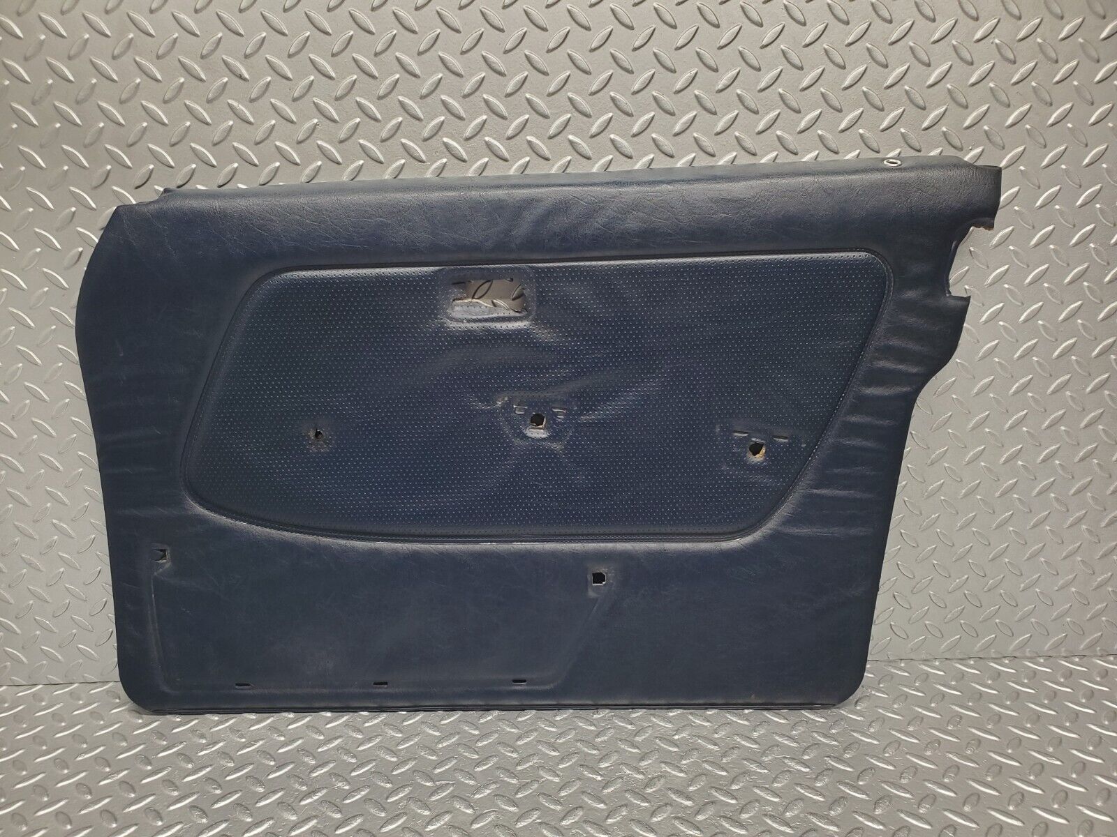 46683 Mercedes-Benz V123 240D LWB Front Right Door Card Blue