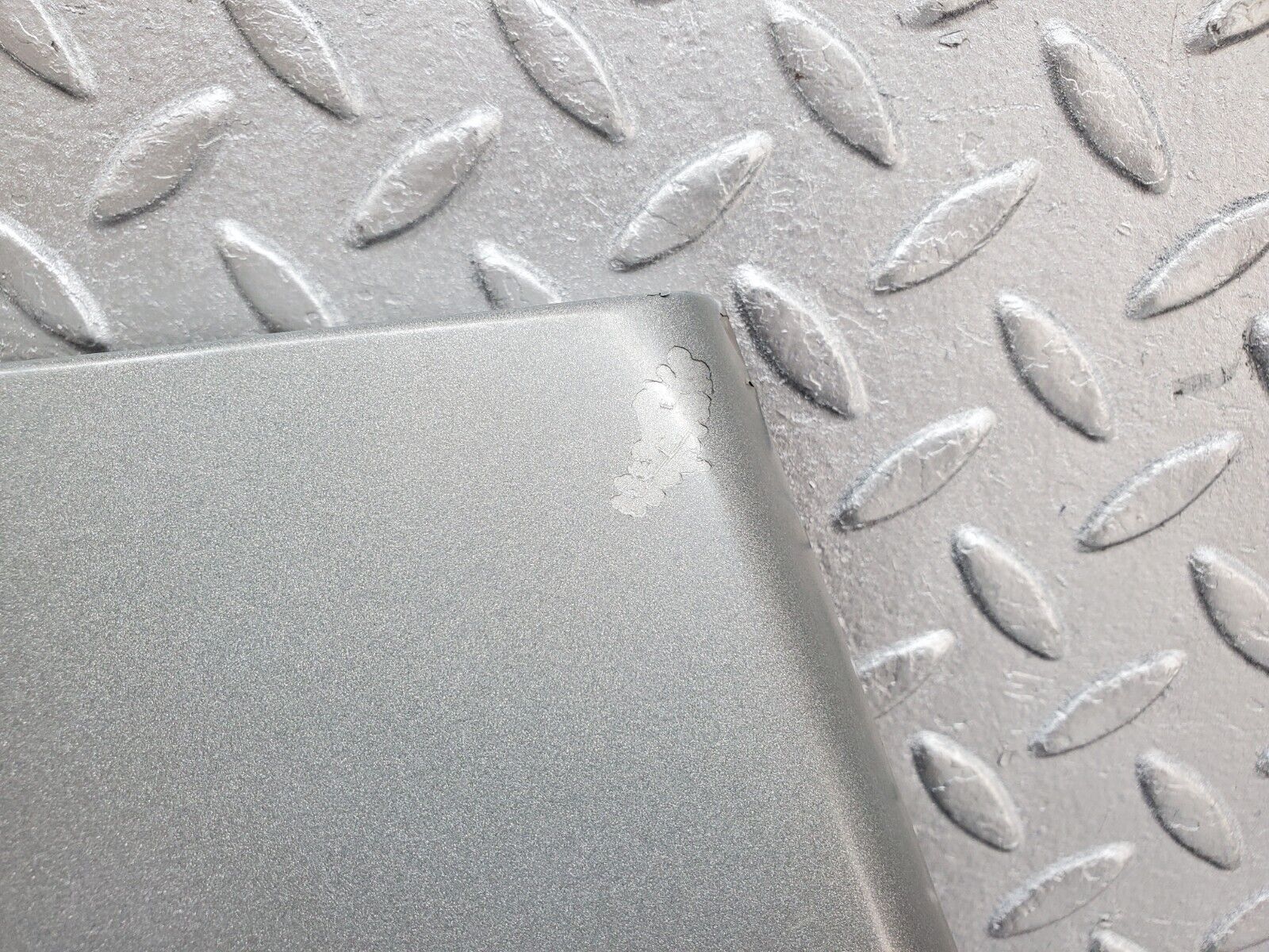 45037 Mercedes-Benz R129 300SL Coupe Rear Left Lower Moulding Trim 1296900540