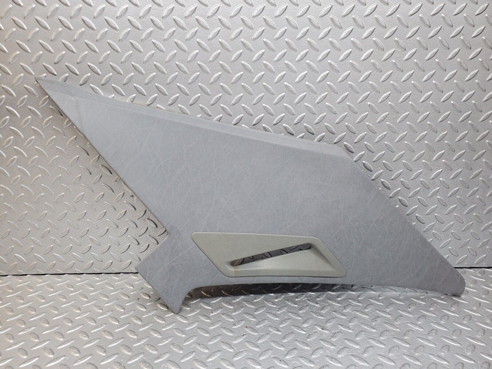 44638 Mercedes-Benz W124 220E C Pillar Cover Panel Left Side Grey 1246950730