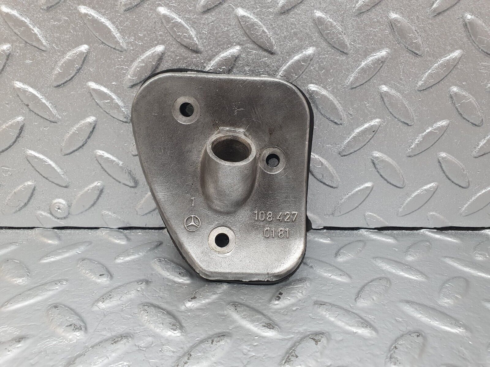 43296 Mercedes-Benz W108 280SE Handbrake Cable Regulator 1084270181