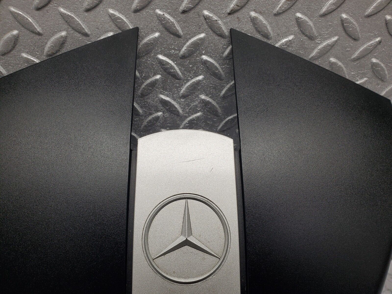 46736 Mercedes-Benz R129 320SL Coupe Engine Cover 1120100367