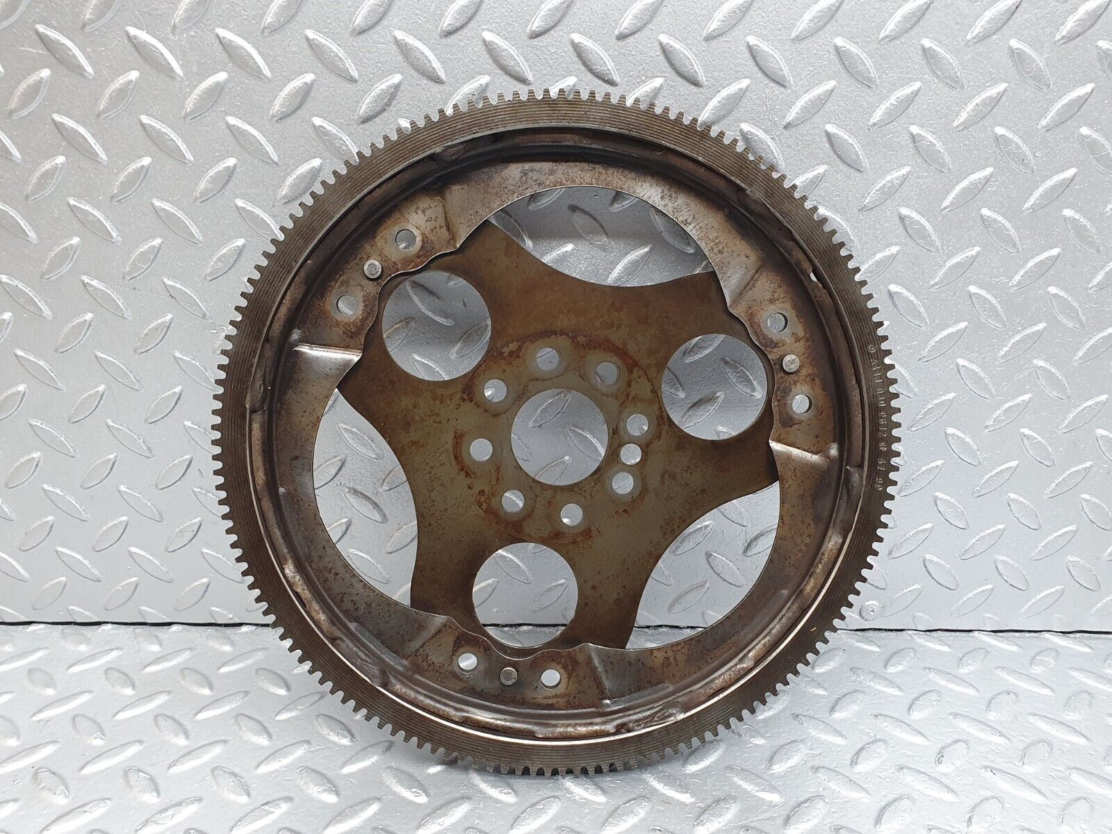 42090 Mercedes-Benz W202 C200 Flywheel Starter Ring With Bolts 1110300612