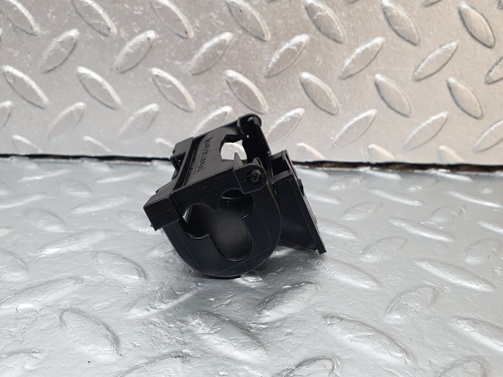 42531 Mercedes-Benz R129 320SL Coupe Cable Wire Holder Bracket 1405452740