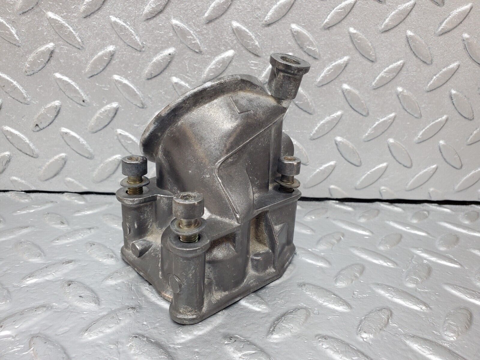 45291 Mercedes-Benz R129 300SL Coupe Oil Filter Housing 102049226