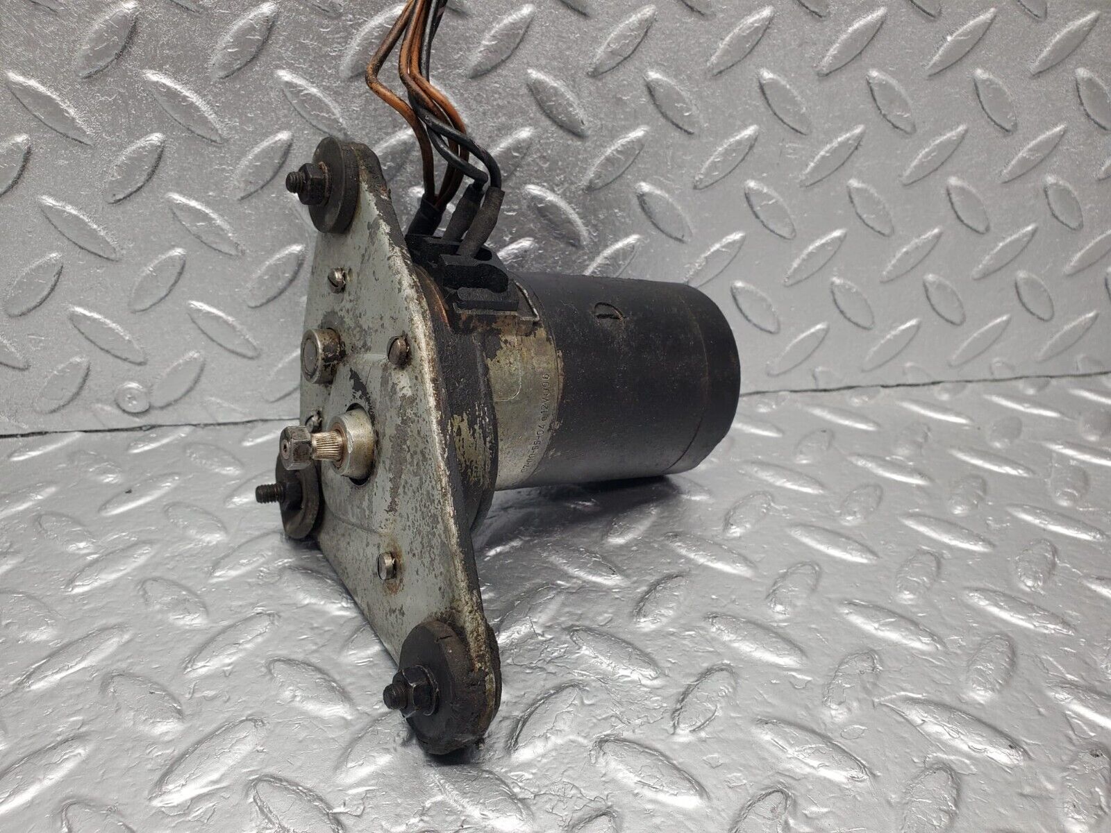 46851 Mercedes-Benz W105 Ponton Windscreen Wiper Motor