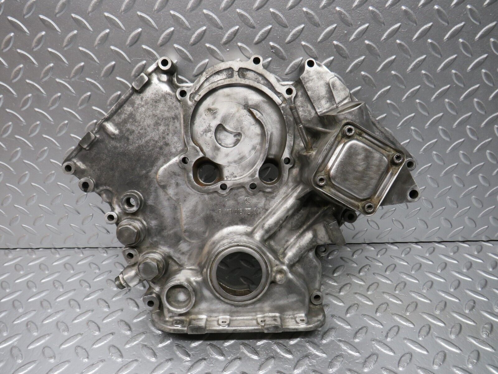 32965 Mercedes-Benz C107 R107 450 V8 Timing Chain Cover 1170151001