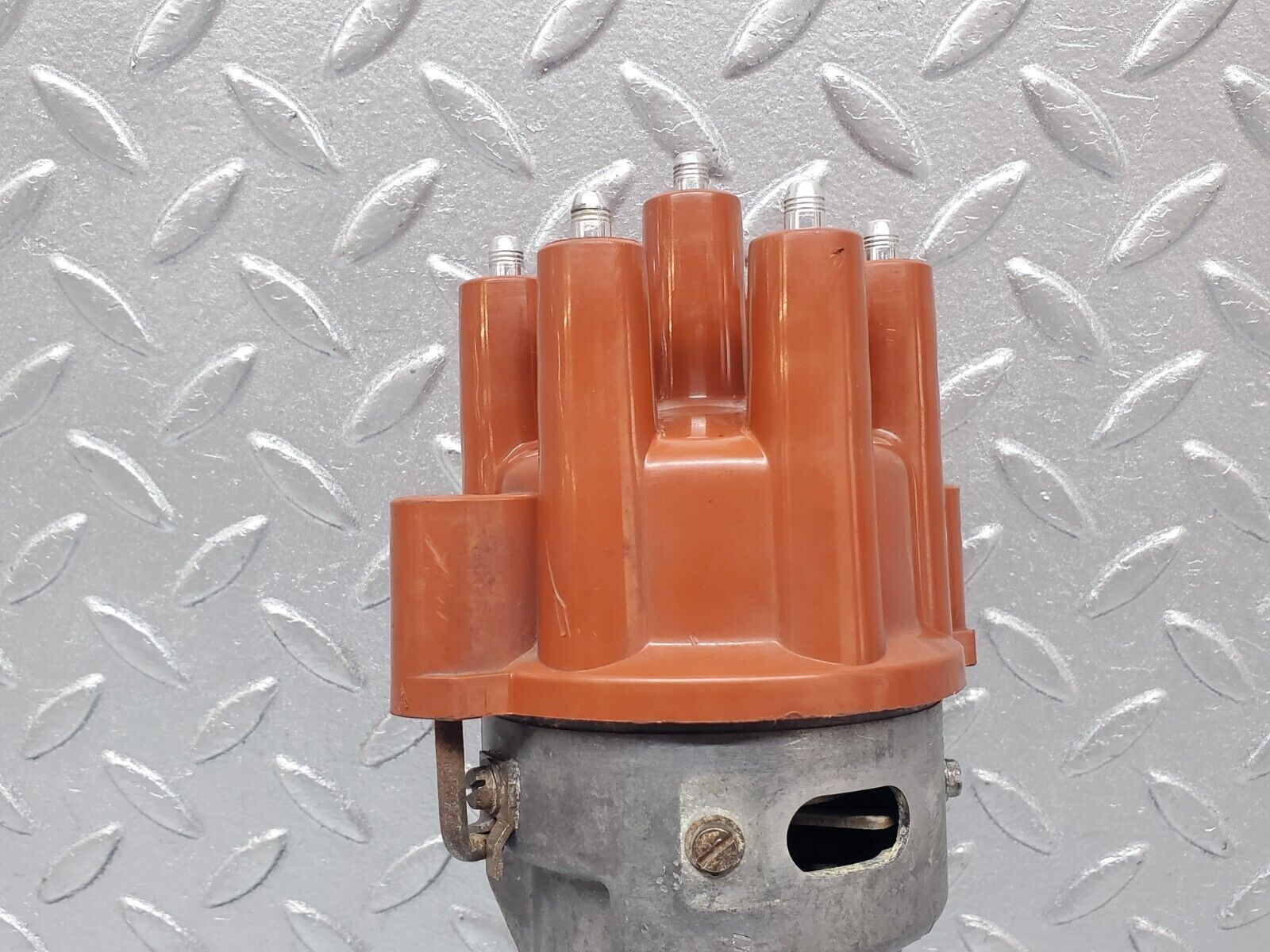 44302 Mercedes-Benz W123 280E Ignition Distributor Bosch 0237306045 0031580901