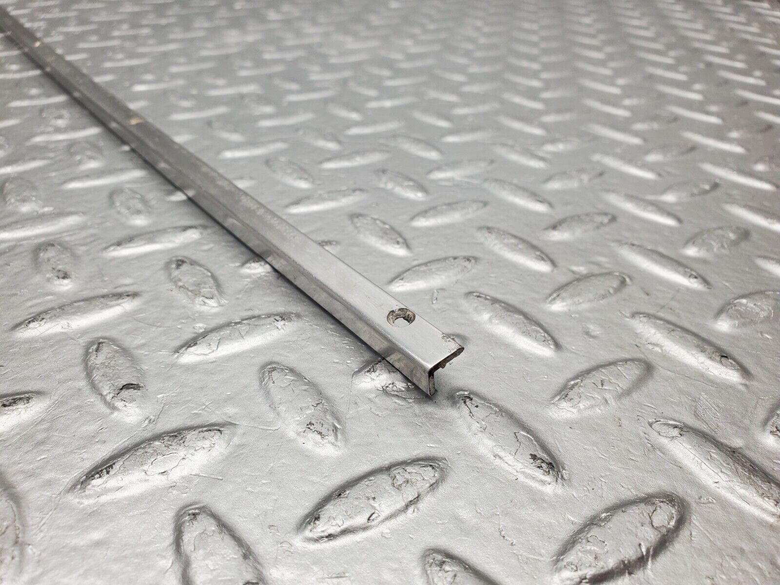 46572 Mercedes-Benz C123 280CE Coupe Sunroof Chrome Trim