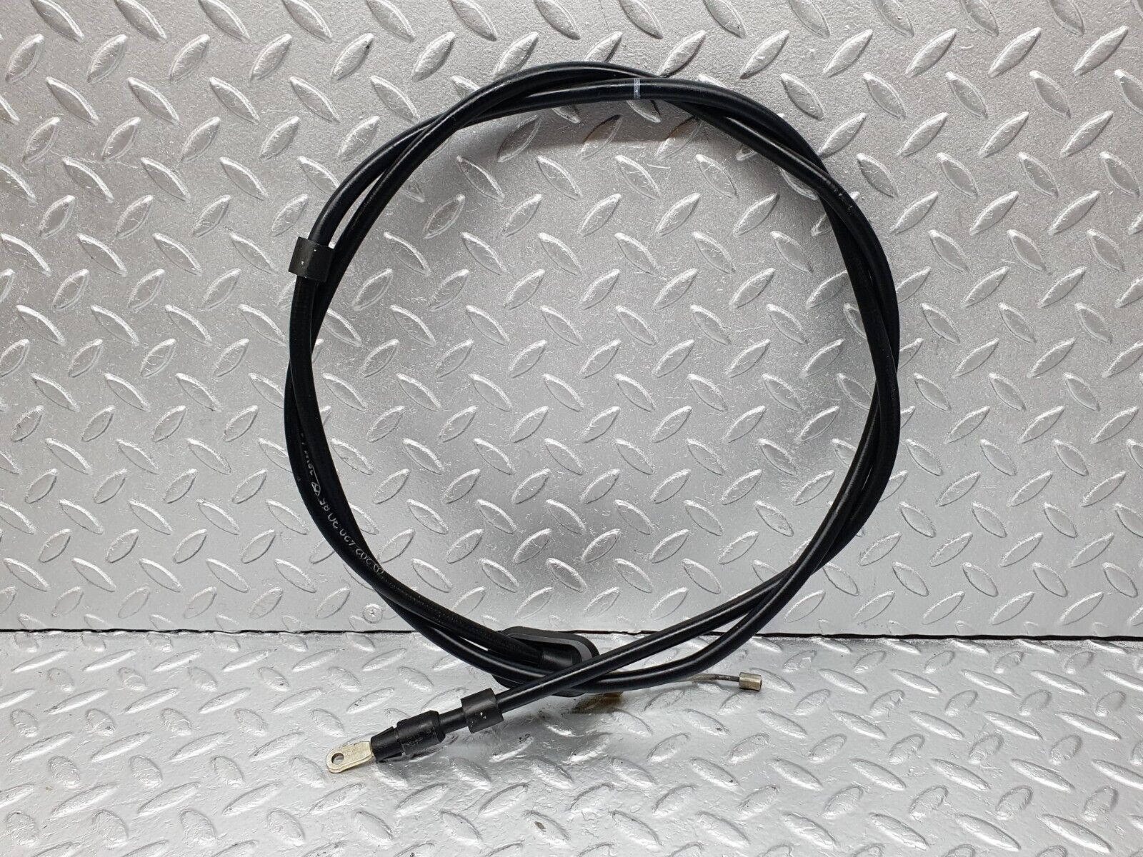 42093 Mercedes-Benz W202 C200 Parking Brake Cable 2024203085