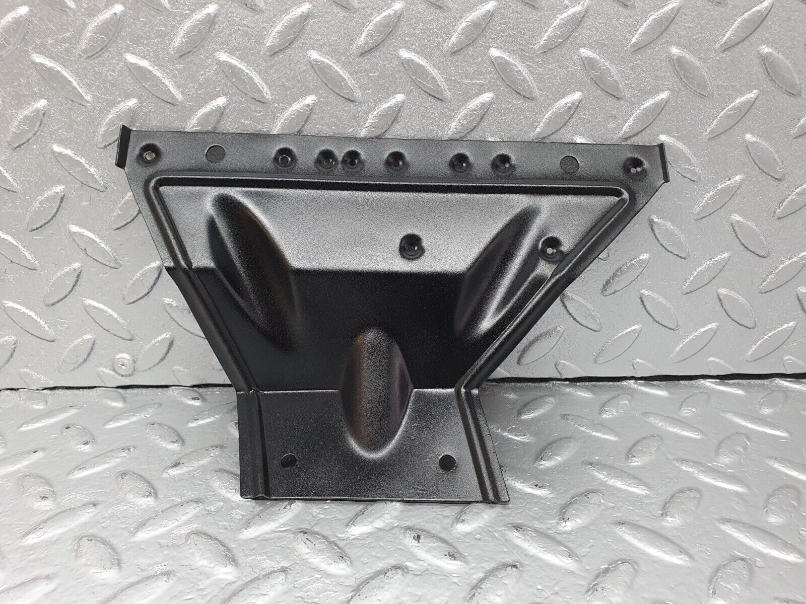 43175 Mercedes-Benz W108 280SE Engine Bay Wire Cover