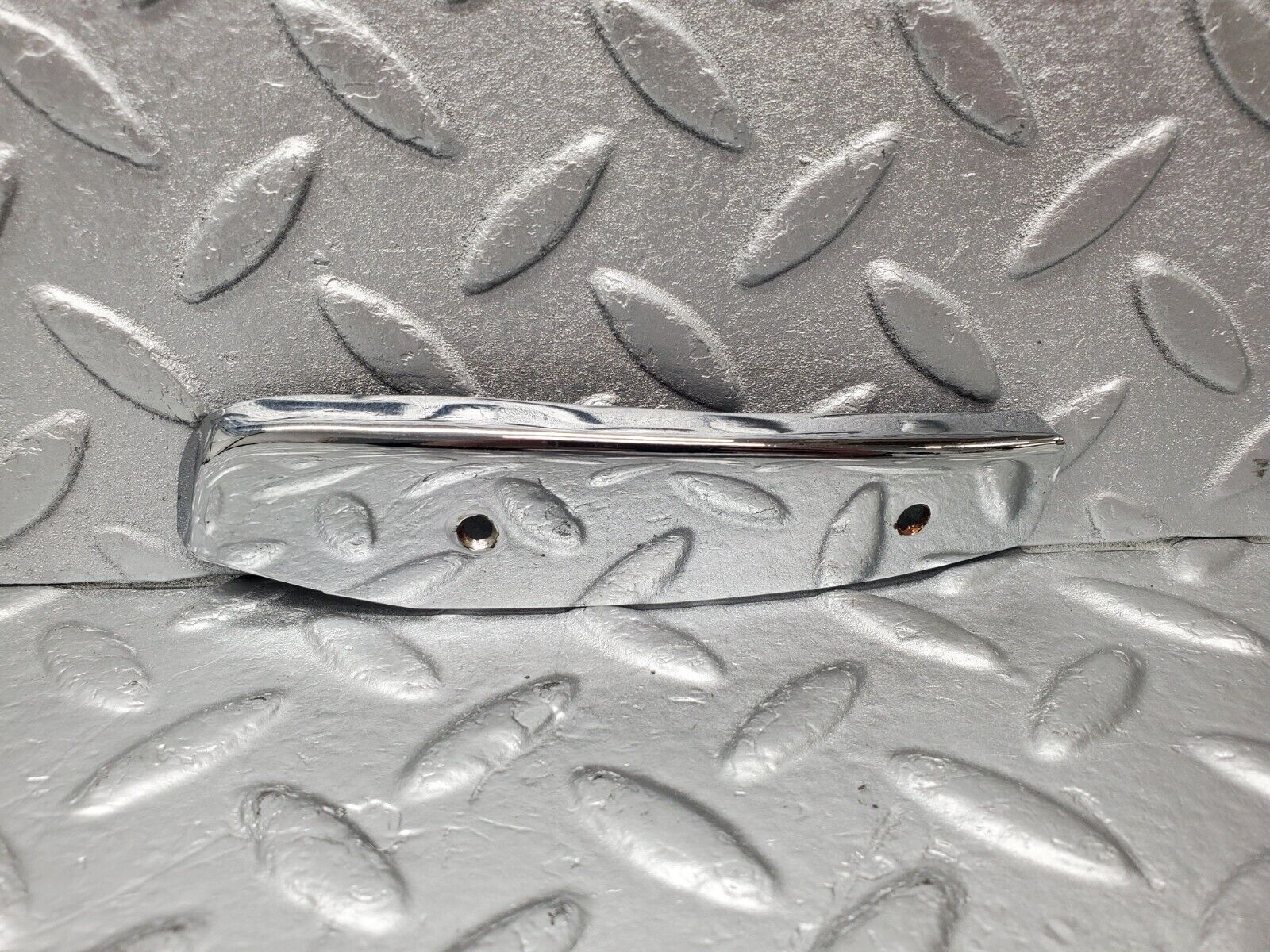 46533 Mercedes-Benz C123 280CE Coupe Right Door Chrome Front Cover