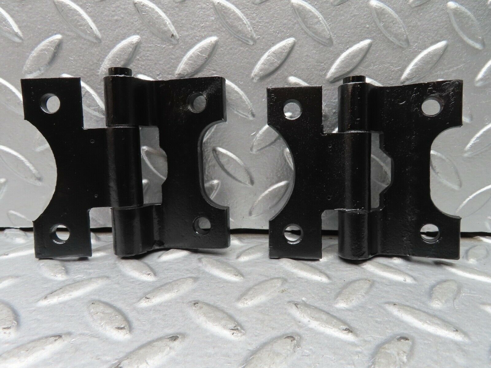 20524 Mercedes-Benz R107 450SL Right Door Hinges Pair