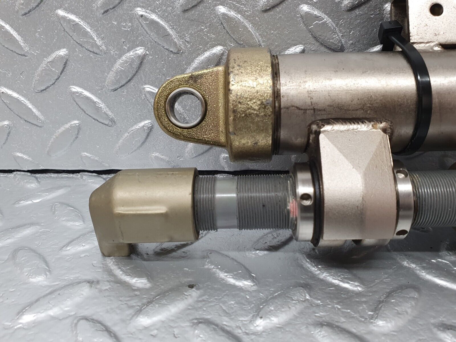 42150 Mercedes-Benz R129 320SL Coupe Roll Bar Hydraulic Cylinder Right 1298600435