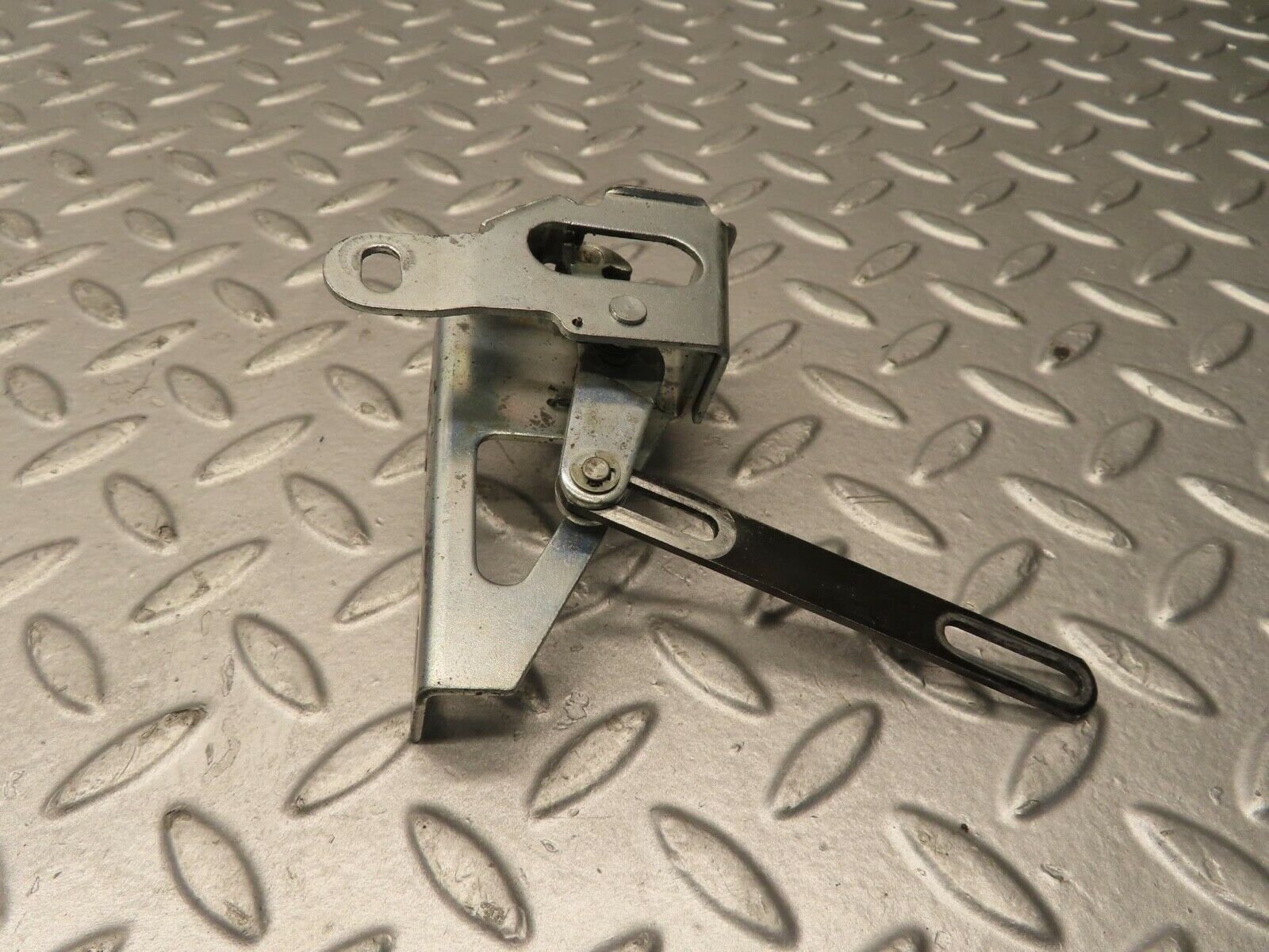 11696 Mercedes-Benz R107 450SL Soft Top Mechanism Lock Left