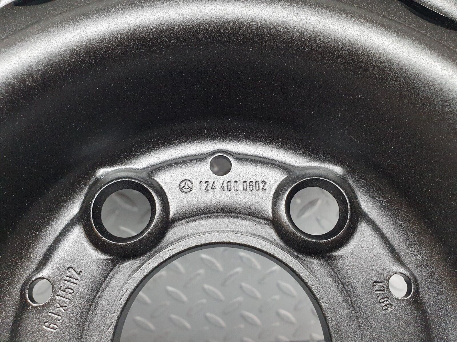 43428 Mercedes-Benz W201 190 Steel Wheel Set 6Jx15H2 ET49 1244000602