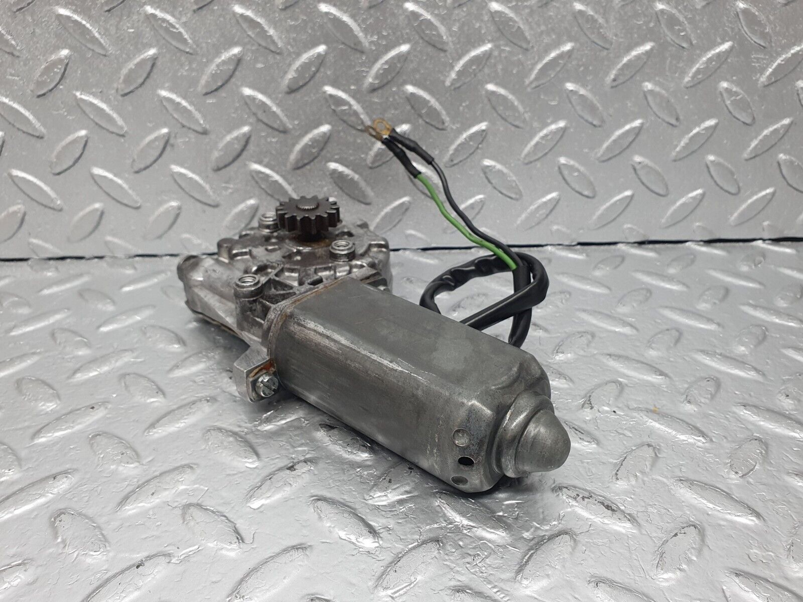 43653 Mercedes-Benz C126 380SEC Coupe Rear Left Power Window Regulator Motor Bosch