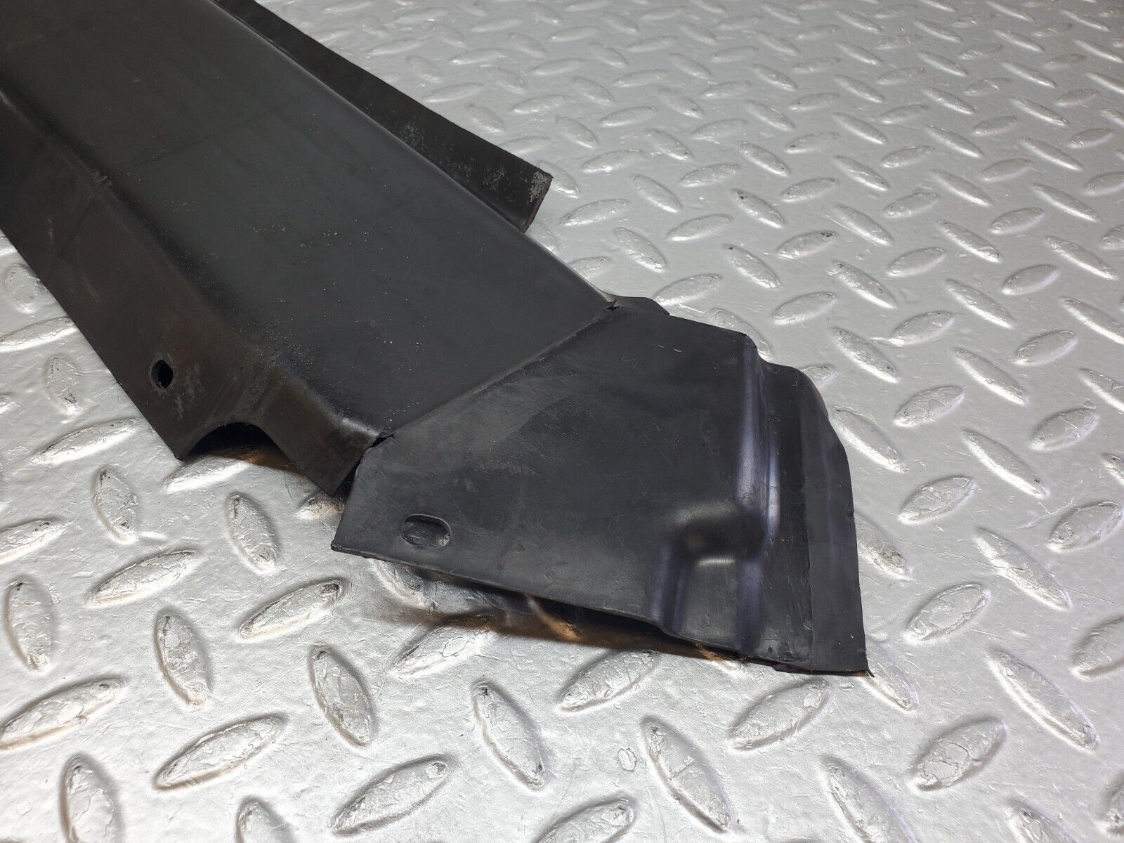 45197 Mercedes-Benz R129 300SL Coupe Radiator Bottom Cover 1295050088