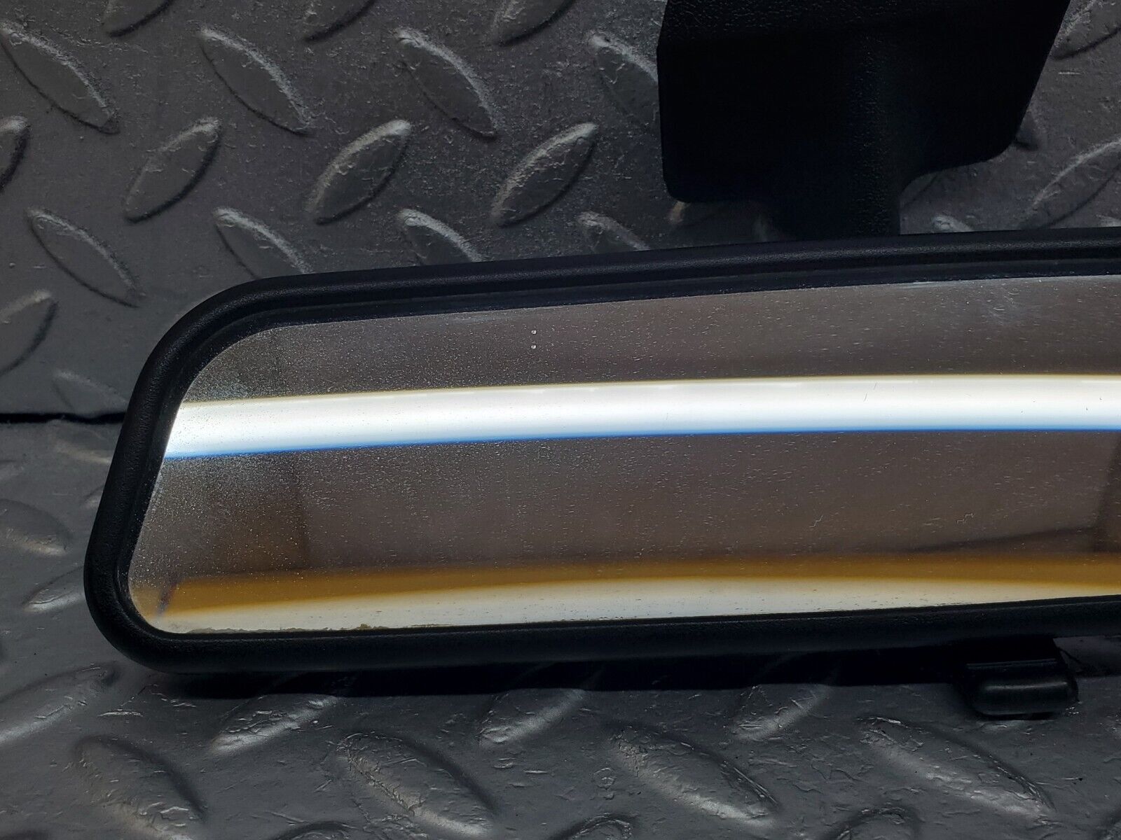 44708 Mercedes-Benz W124 220E Rear View Mirror 140157-4/1/8