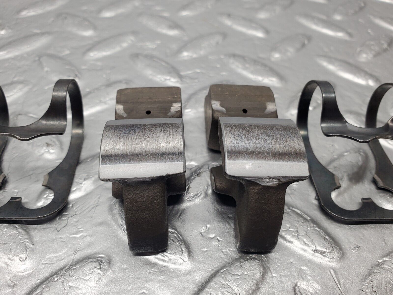 46612 Mercedes-Benz C123 280CE Coupe Valve Rocker Arm With Spring And Tappet